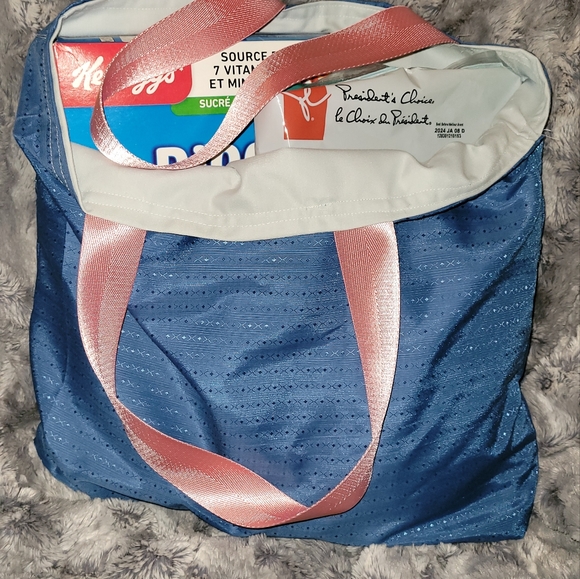 New Handmade reversable tote bag - Picture 3 of 6